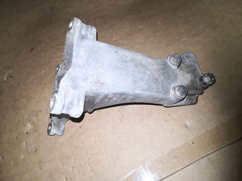 Motorhalter hinten golf - motorhalter, vw
